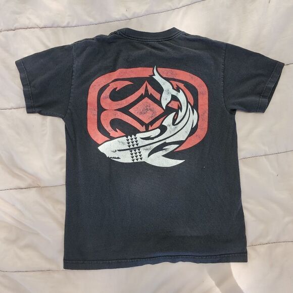 Maui Built Red Logo Shark T Shirt M Mauibuilt - Picture 1 of 6
